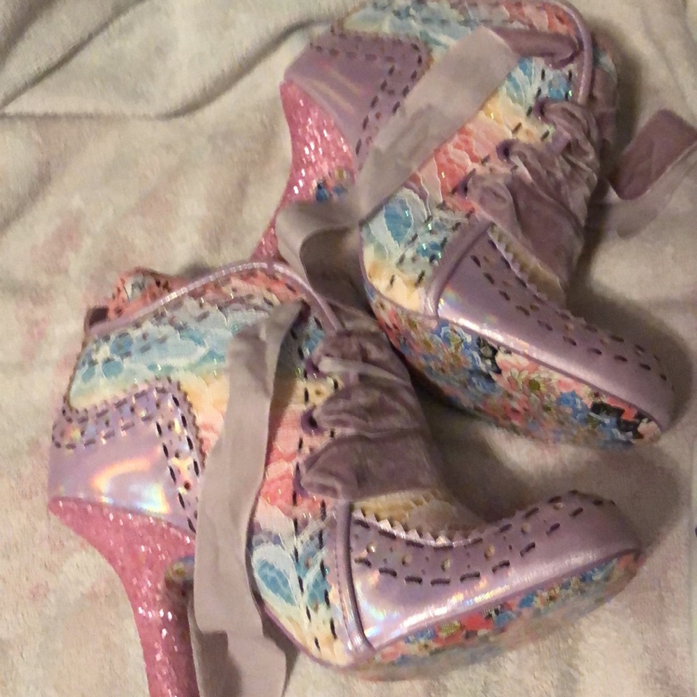 Irregular Choice Abigail’s Third Party Pink - Picture 3 of 6